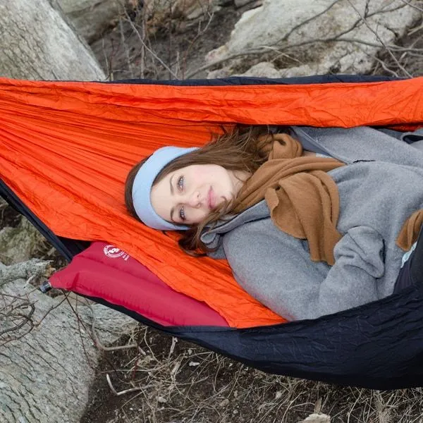 Doppelhängematte mit aufblasbarer Matte